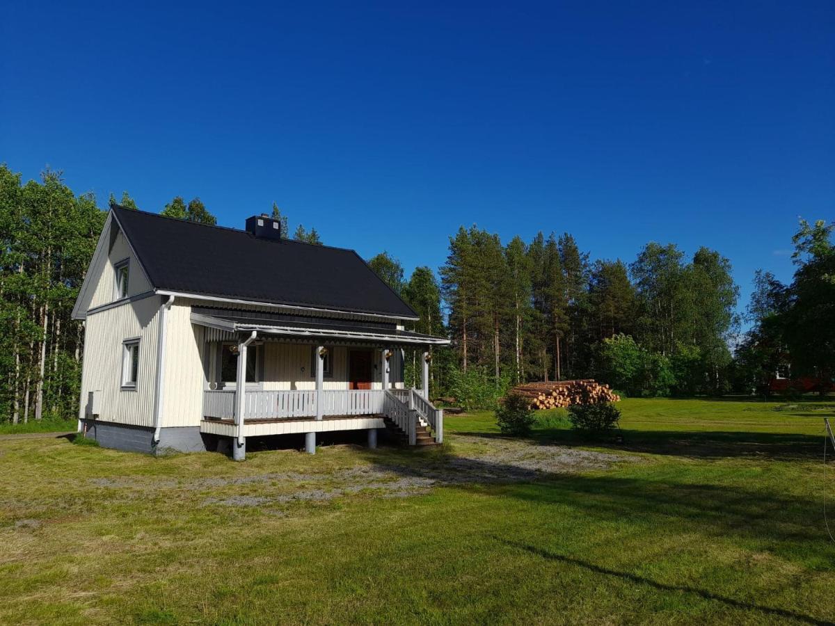 Villa House Next Door The Arctic Circle Överkalix Esterno foto